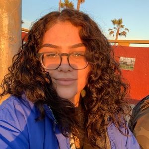 Meet your Posher, Areli